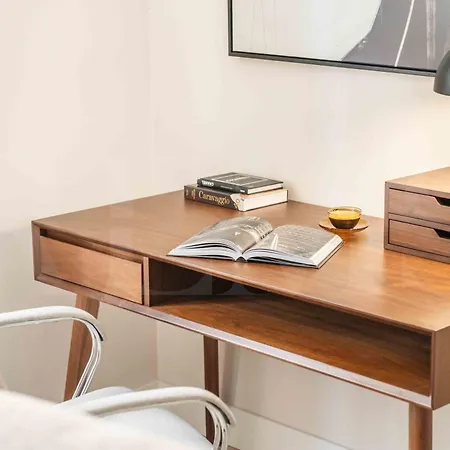 Exclusive Apartment In The Centre With Parking Rems