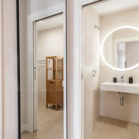 Exclusive Apartment In The Centre With Parking Rems * Malaga
